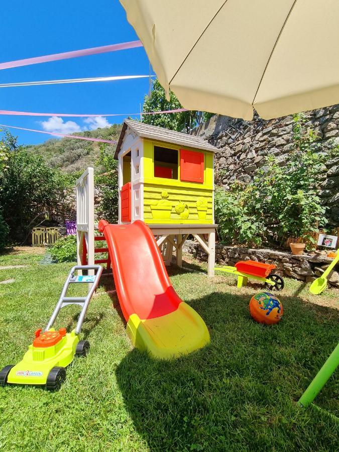 Casa Vacanze Family Albisola Superiore Εξωτερικό φωτογραφία