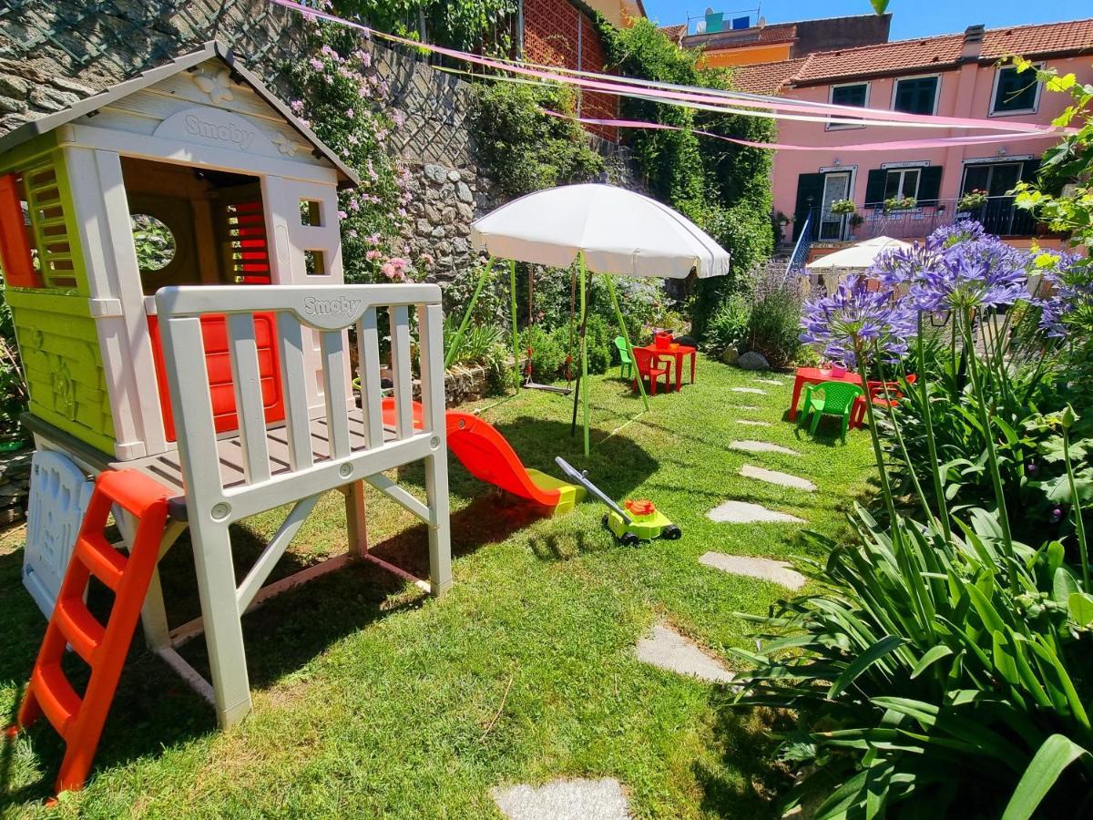 Casa Vacanze Family Albisola Superiore Εξωτερικό φωτογραφία