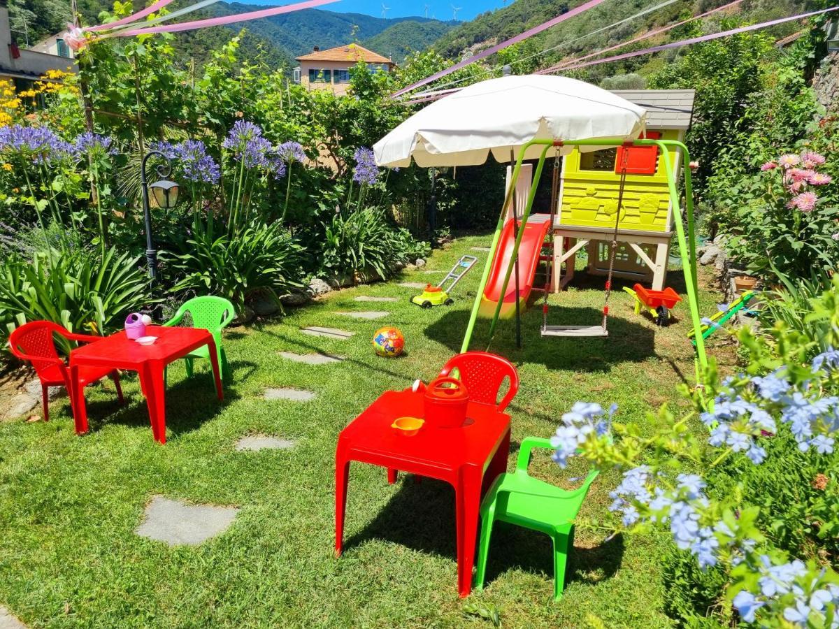 Casa Vacanze Family Albisola Superiore Εξωτερικό φωτογραφία